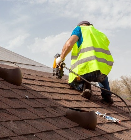 Do you need a Florida roofer? These are 4 Things You Need to Keep in Mind
