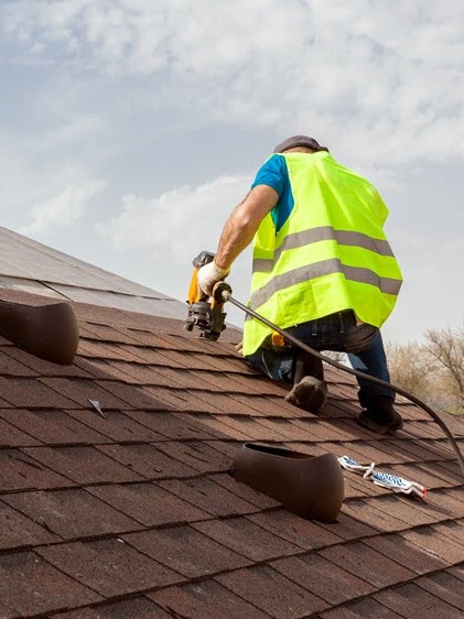 Do you need a Florida roofer? These are 4 Things You Need to Keep in Mind